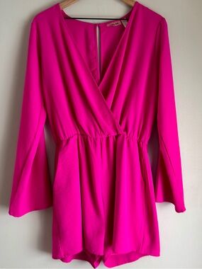 Buckle Willow & Root Bright Fuchsia Long-Sleeve Deep V-Neck Romper Size Medium